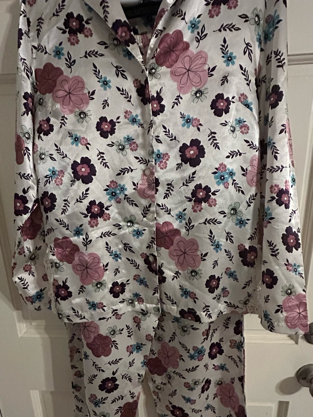 Chanteuse Floral Satin Pajama Set Sz Medium BOHO SATIN Comfort